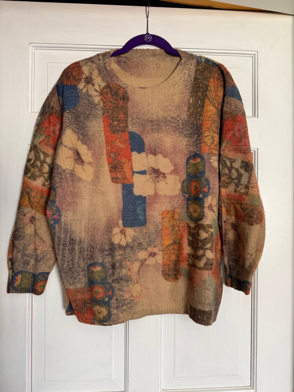 Abstract Floral Pattern Vintage-Inspired Sweater in Beige and Muted Colors